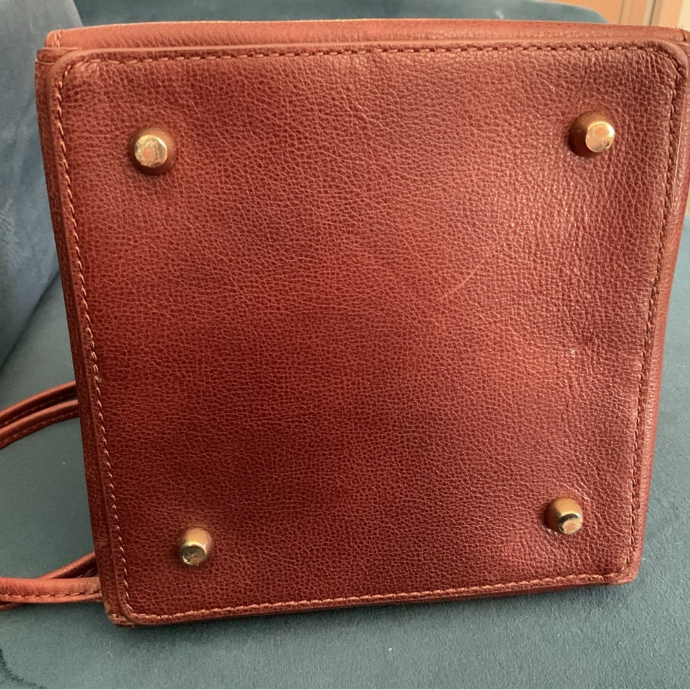Neely & Chloe chocolate brown leather small bucket cross body bag - Picture 9 of 9